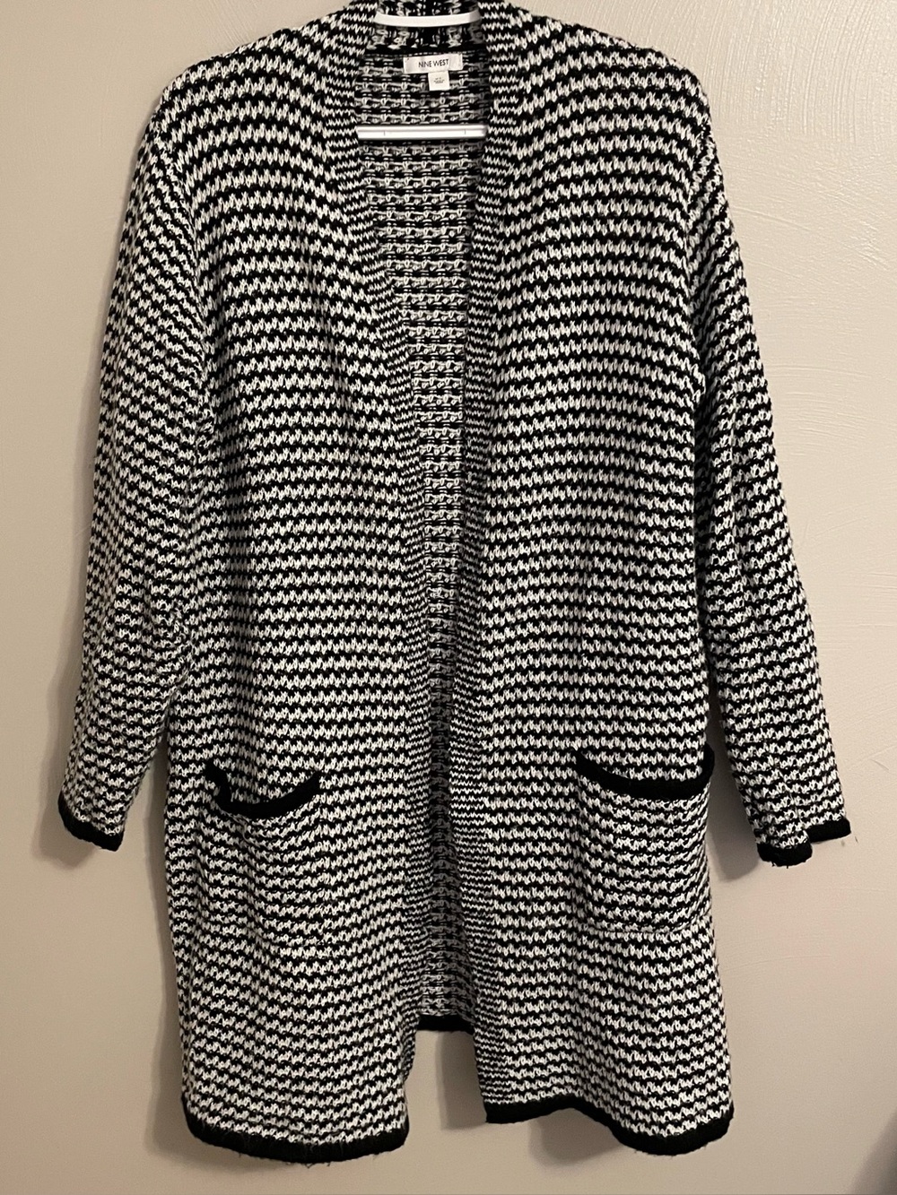 Nine West Women’s Black and White Cardigan With Pockets Size XL